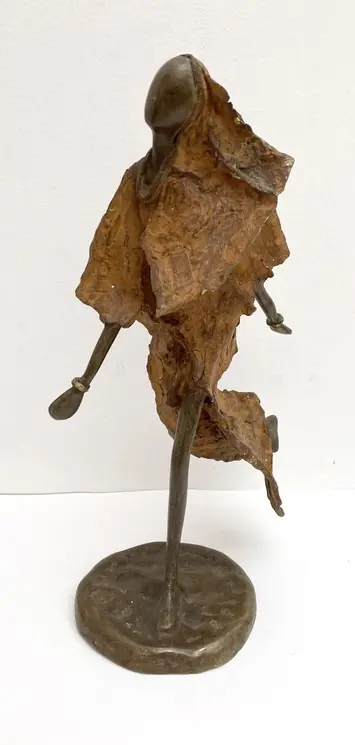 Hassle-Free Returns ▷ La jeune fille pressée by Salfo Dermé (Yabré), 2019 | Bronze Sculpture for Sale