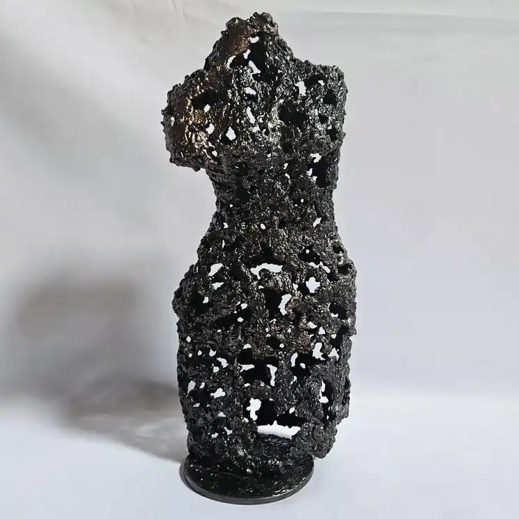 Flash Sale ▷ Pavarti Cantatrice by Philippe Buil, 2024 | Steel Sculpture