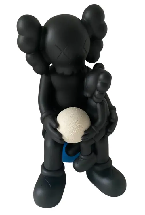 Price Drop ▷ Holiday Thailand (Black) by Kaws, 2025 | Decorative Objects for Sale