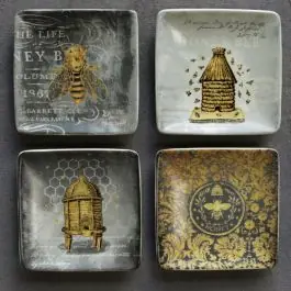 Bee Stoneware Square Plates Set of 4 Fan Favorite