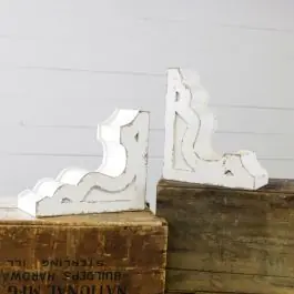 Distressed Wood Corbel Set of 2 In Demand