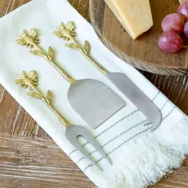3 Piece Honey Bee Handled Cheese Server Set While Supplies Last